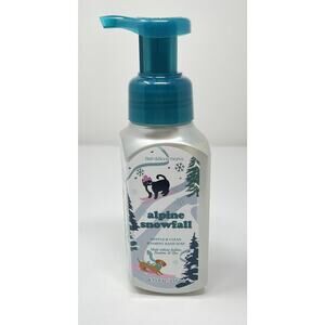 Bath And Body Works Alpine Snowfall Foaming Hand Soap 8.75 Oz